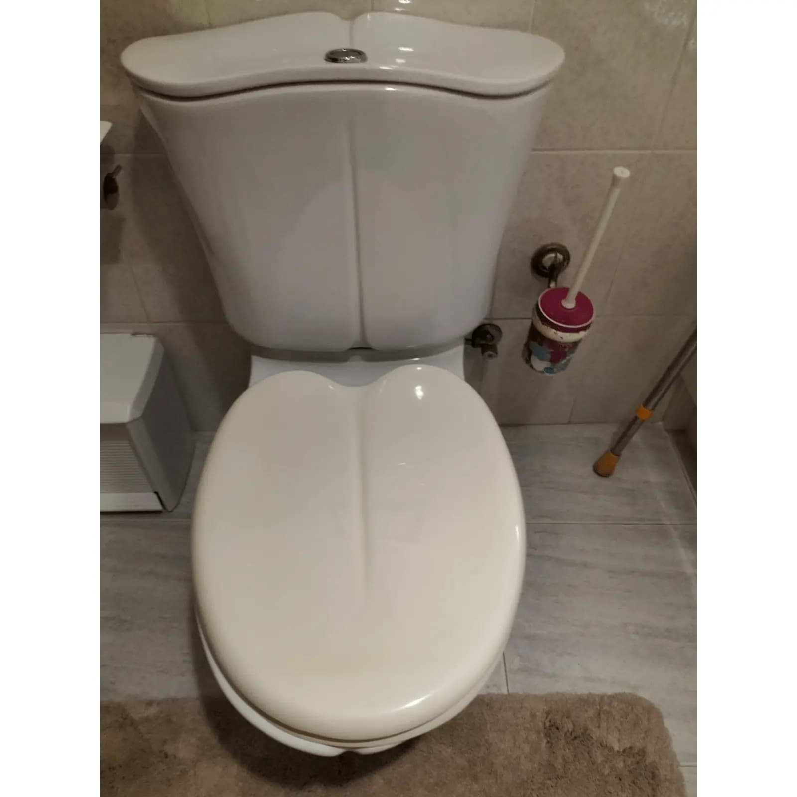 Tapa Wc compatible Fleur de Jacob delafon