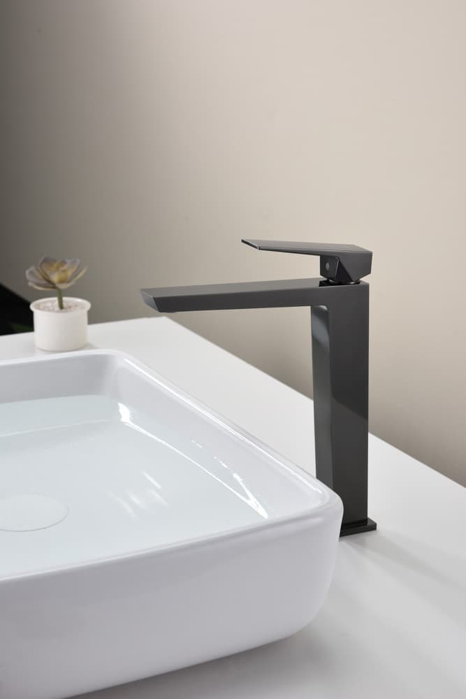 Grifo Monomando de Lavabo Alto INFINITE Negro Cristal