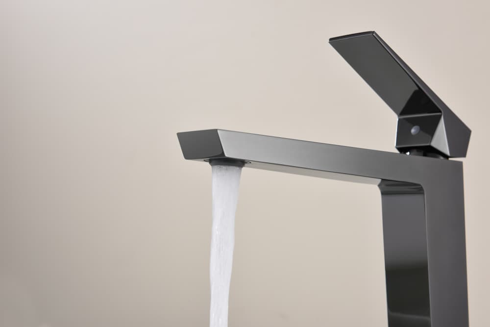 Grifo Monomando de Lavabo Alto INFINITE Negro Cristal