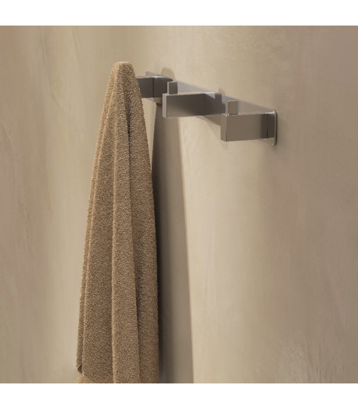 percha-triple-oro-cepillado-technic.jpg Percha triple oro cepillado Technic - Imagen 1